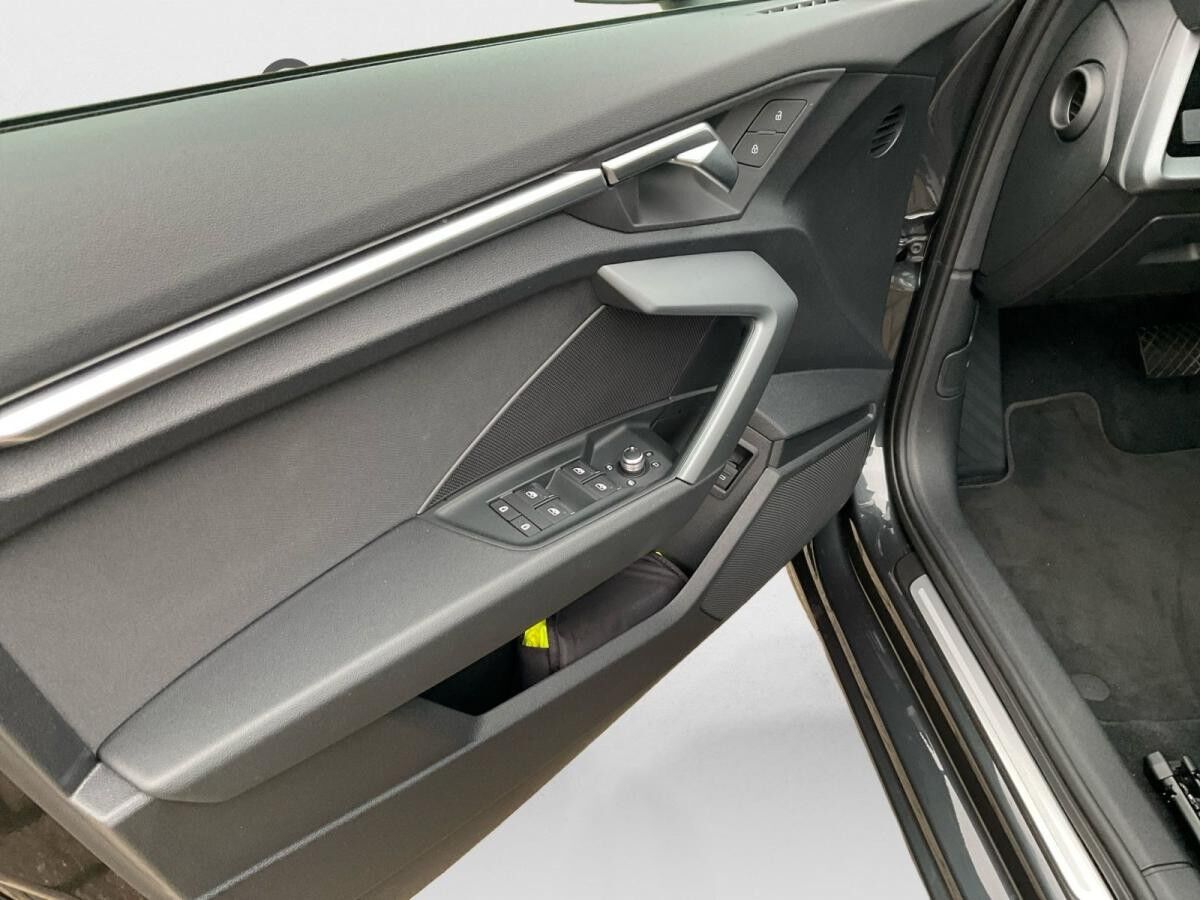 Audi A3 Limousine advanced 35 TFSI ACC AHK Memory