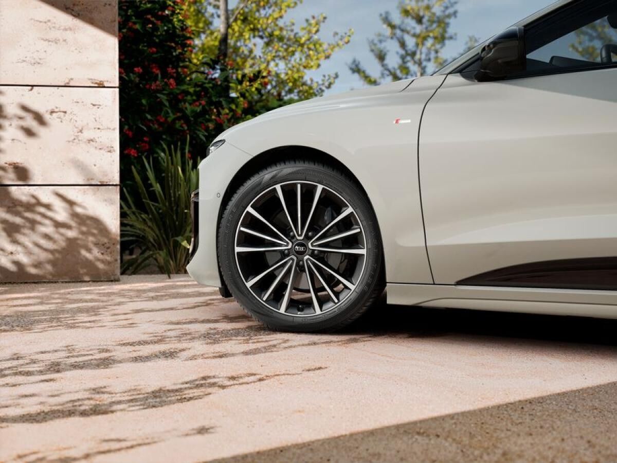 Audi A6 e-tron Avant Quattro - 0,25% Verst. Lieferung 2025 S line AHK LED Plus Tech Pro Klimapaket Winter