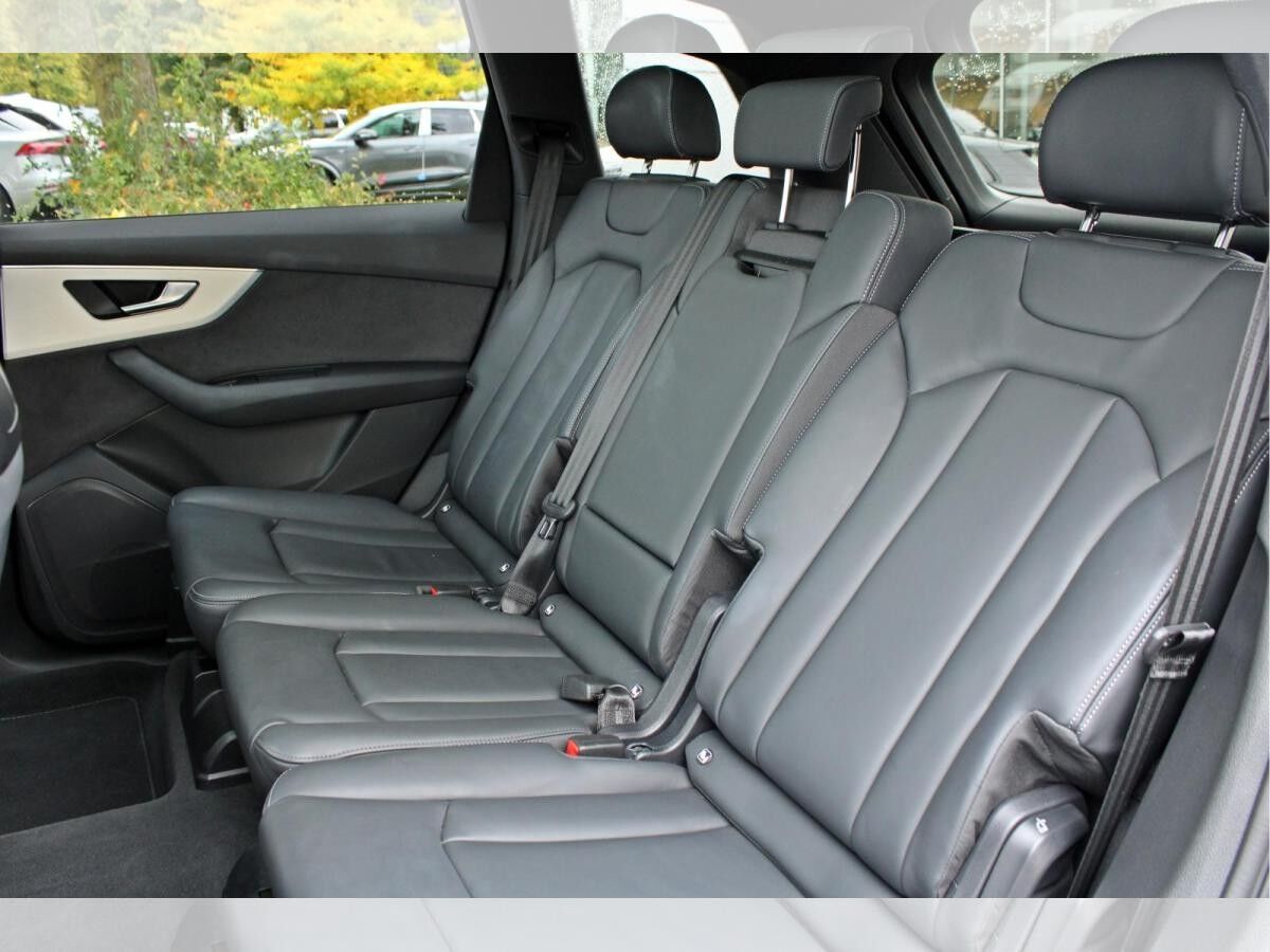 Audi Q7 50TDI qu S LINE AHK PANO HuD LUFT TOUR MEMORY