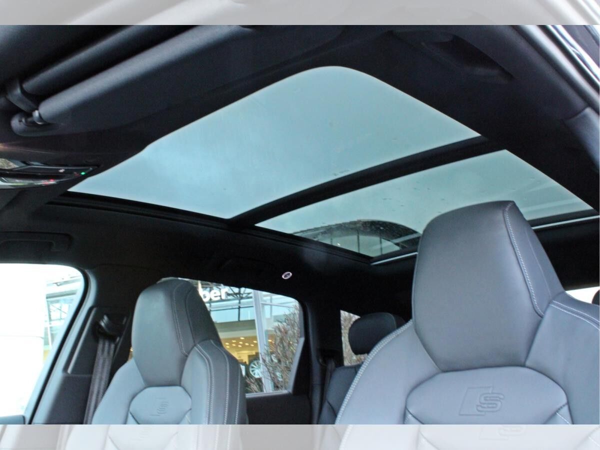 Audi Q7 50TDI S LINE BLACK PANO HUD STHZ AHK MATRIX