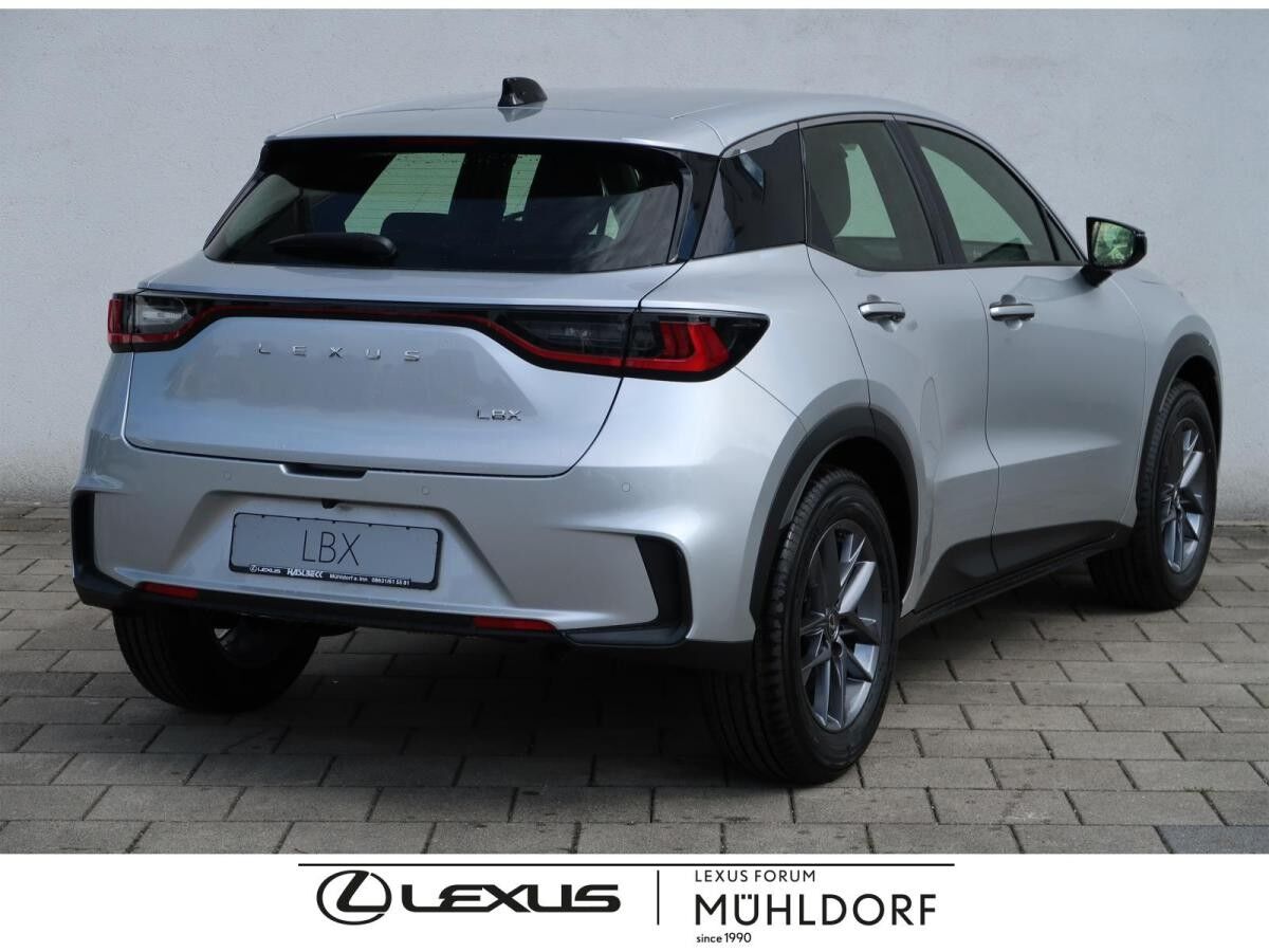 Lexus LBX Inklusive Komfort Paket
