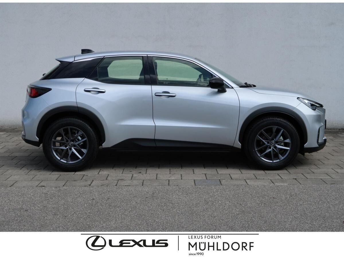 Lexus LBX Inklusive Komfort Paket