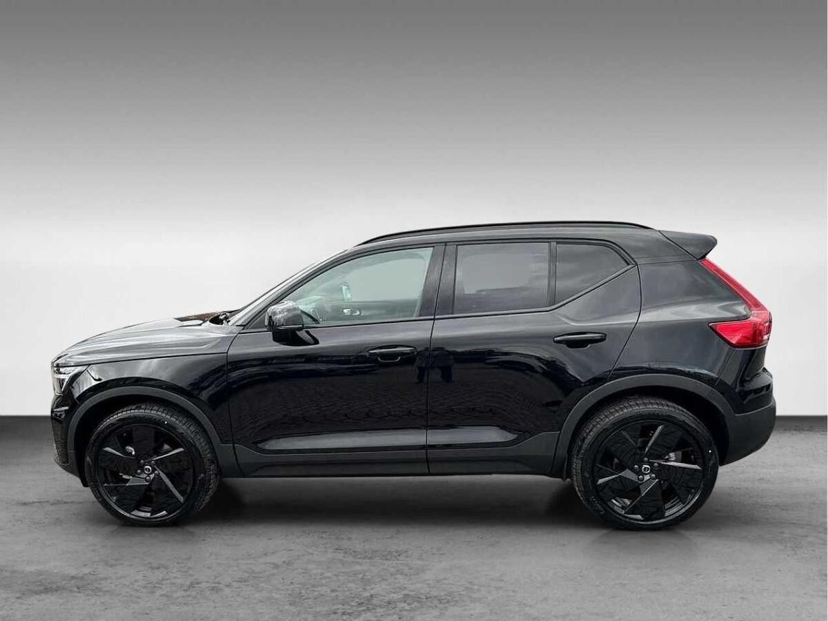 Volvo XC40 B3 Plus Black Edition+360°+HK+7.500€-Vorteil
