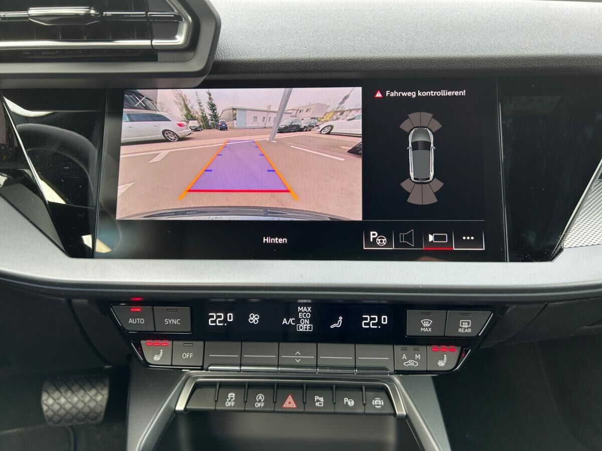 Audi A3 Sportback advanced 30TFSI S tronic ,PDC,Kam.