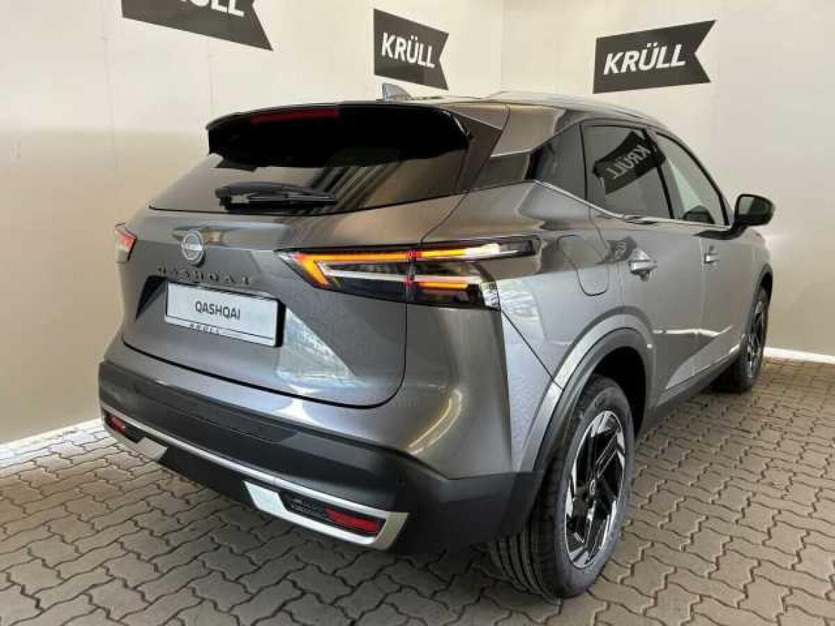 Nissan Qashqai 1.3 MHEV N-Connecta Winter-& Komfort