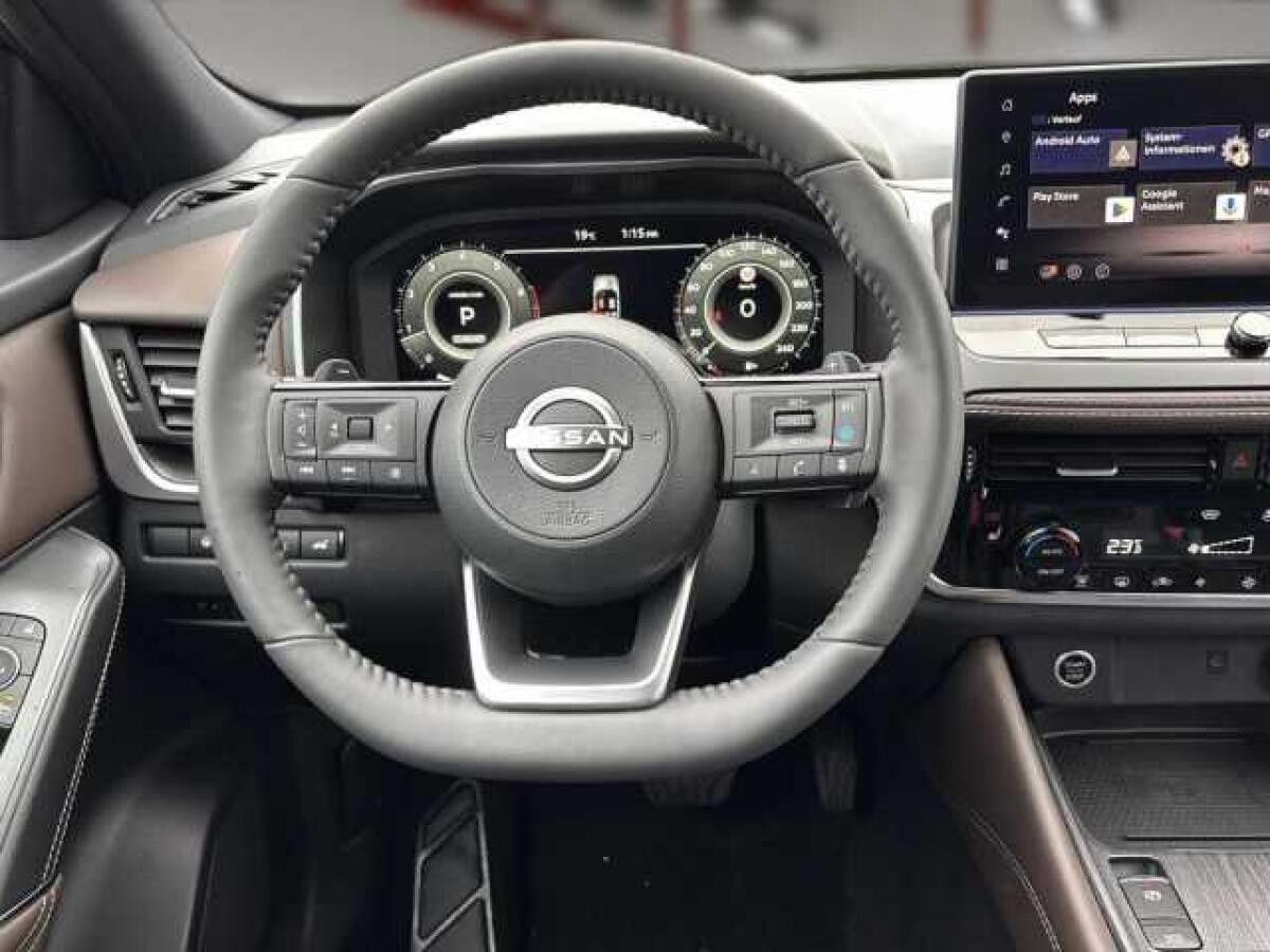 Nissan Qashqai 1.3 DIG-T Xtronic Tekna