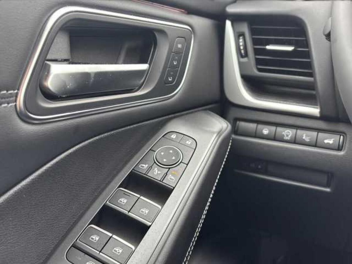 Nissan Qashqai 1.3 DIG-T Xtronic Tekna