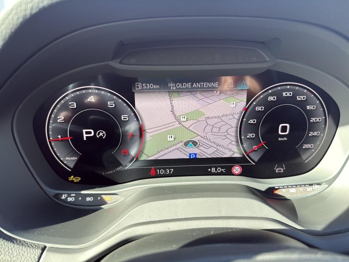 Audi Q2 advanced 35 TFSI S tr. Matrix ACC AHK Navi 17