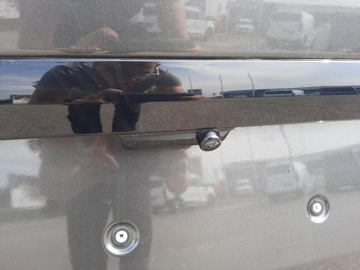 Ford Tourneo Custom Nugget Titanium 2.0 EcoBlue 320L1