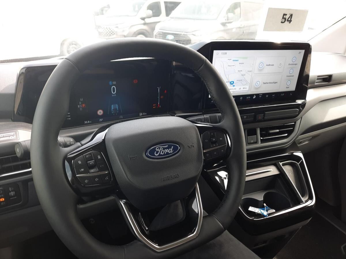 Ford Tourneo Custom Nugget Titanium 2.0 EcoBlue 320L1