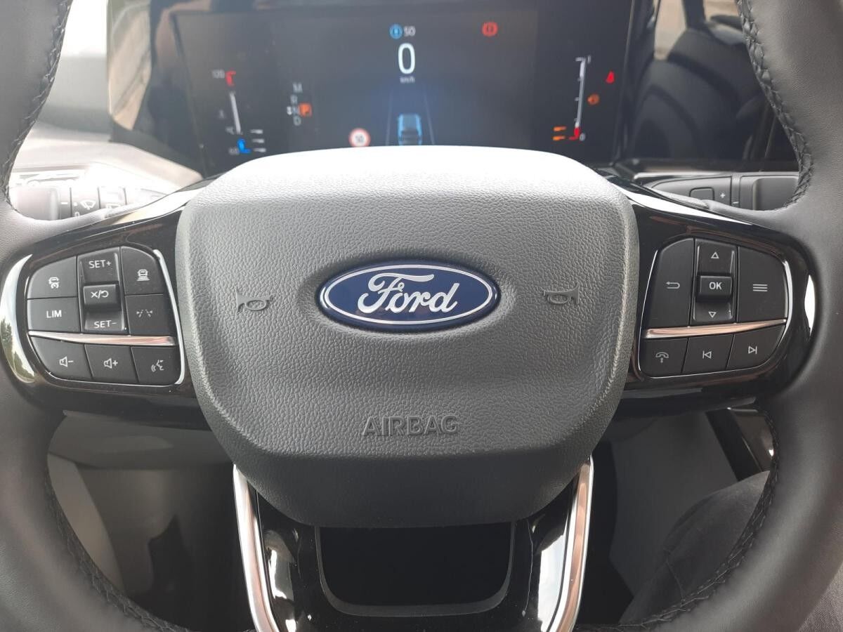 Ford Tourneo Custom Nugget Titanium 2.0 EcoBlue 320L1