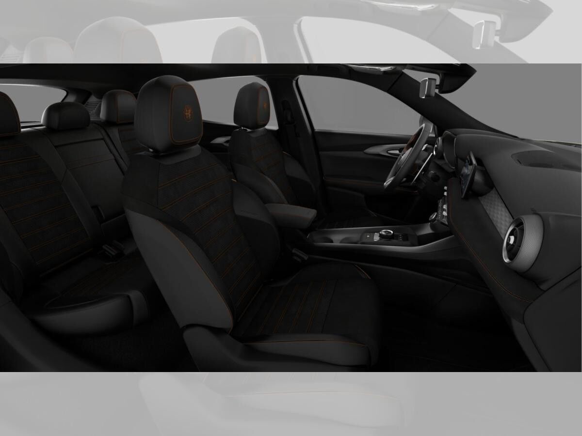 Alfa Romeo Tonale Intensa 1,5 VGT mit Panoramadach