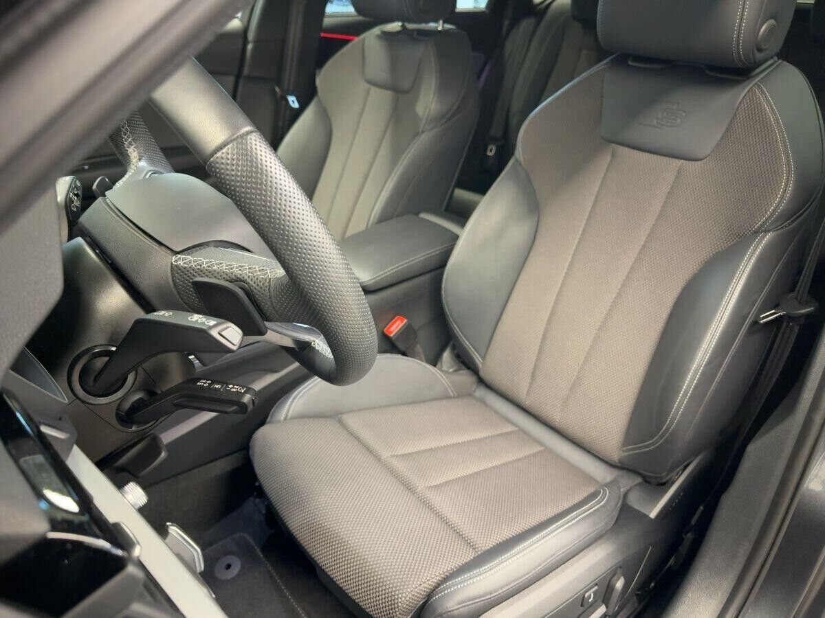 Audi A4 Avant S line 45 TFSI quattro Head-Up Pano Matrix Kamera