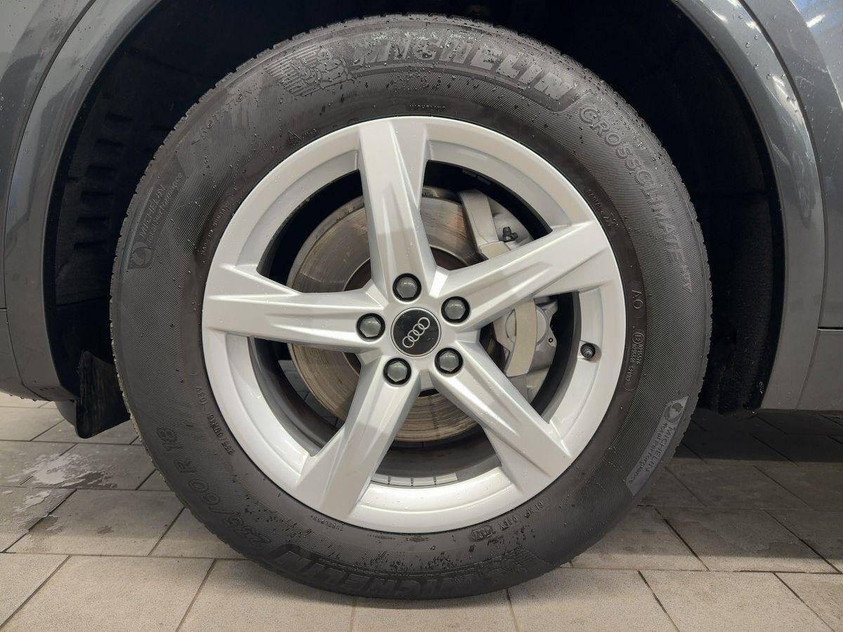 Audi Q5 S line 35 TDI Pano Kamera AHK LED