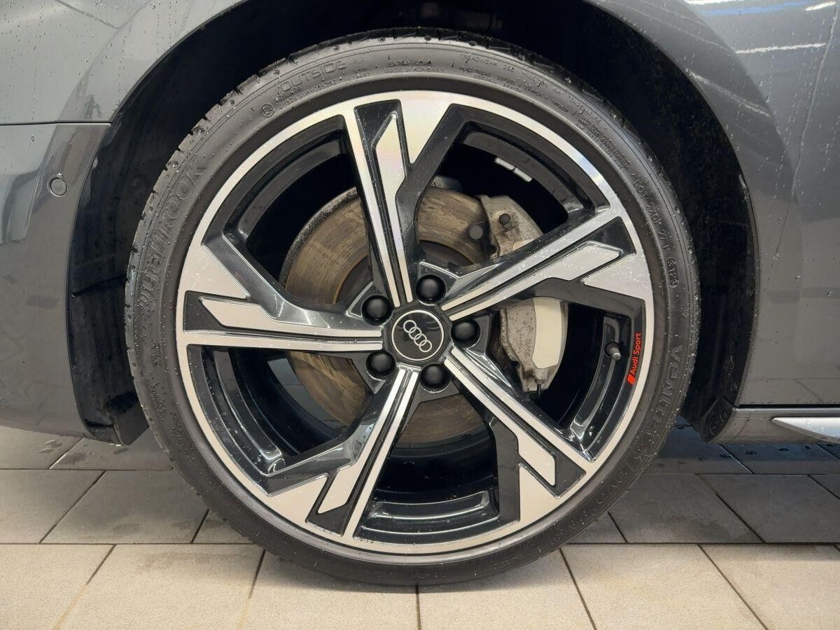 Audi A4 Avant S line 45 TFSI quattro Head-Up Pano Matrix Kamera