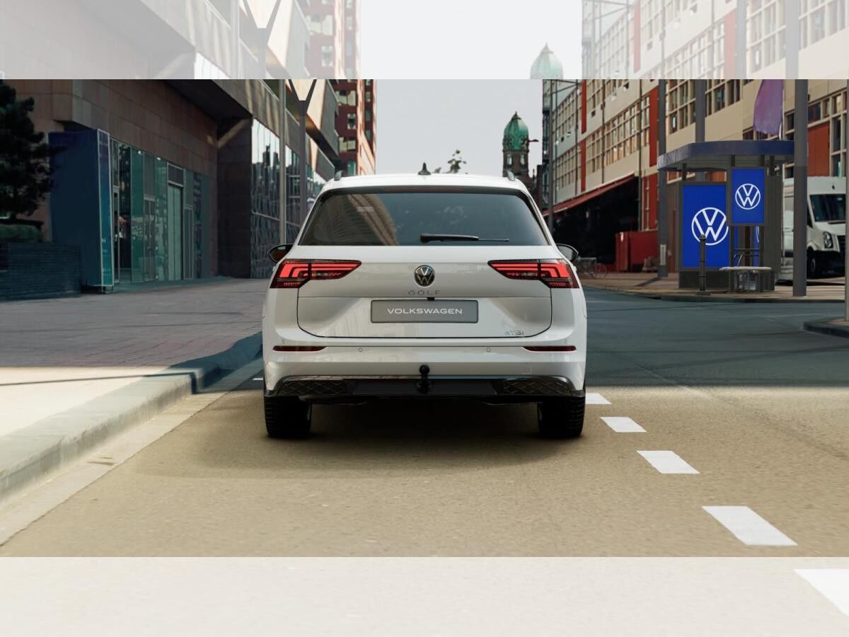 Volkswagen Golf Variant 1.5 eTSI DSG 110 kW R-LINE AHZV WR NAVI LED-PLUS