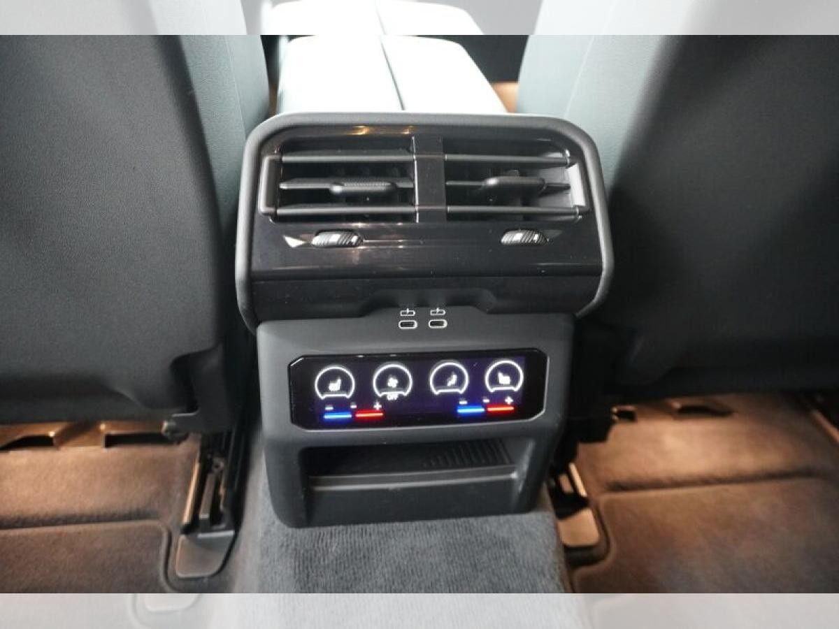BMW 540 d xDrive Touring M Sport STANDHEIZUNG,AHK,AUTOBAHN ASSISTENT,SITZBELÜFTUNG