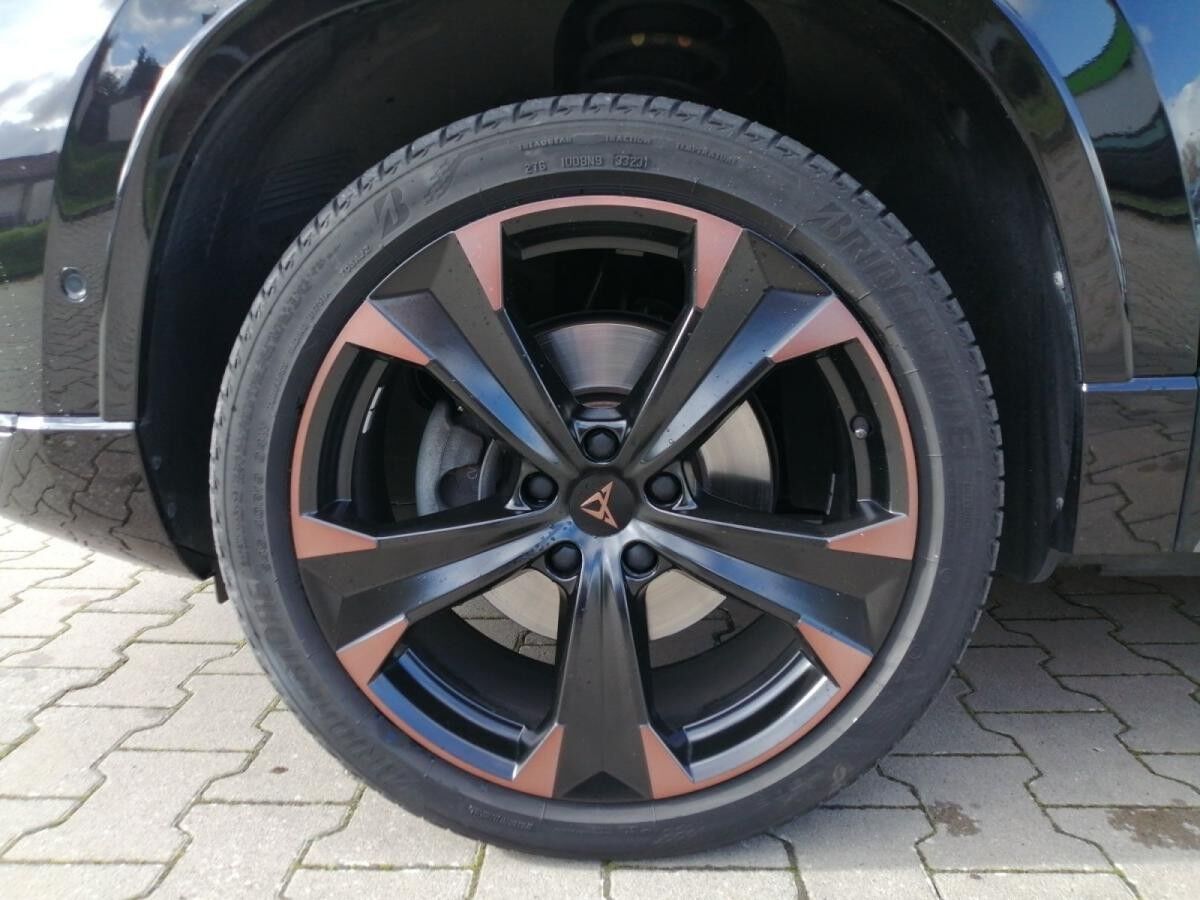 Cupra Ateca 2.0 TSI 4Drive DSG Navi Beats RFK LED 19"