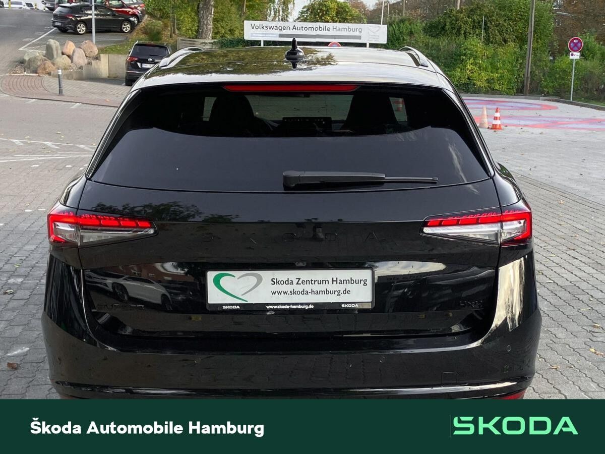 Skoda Superb Combi Sportline 2,0 TDI 7-Gang-DSG 4x4 _LGE