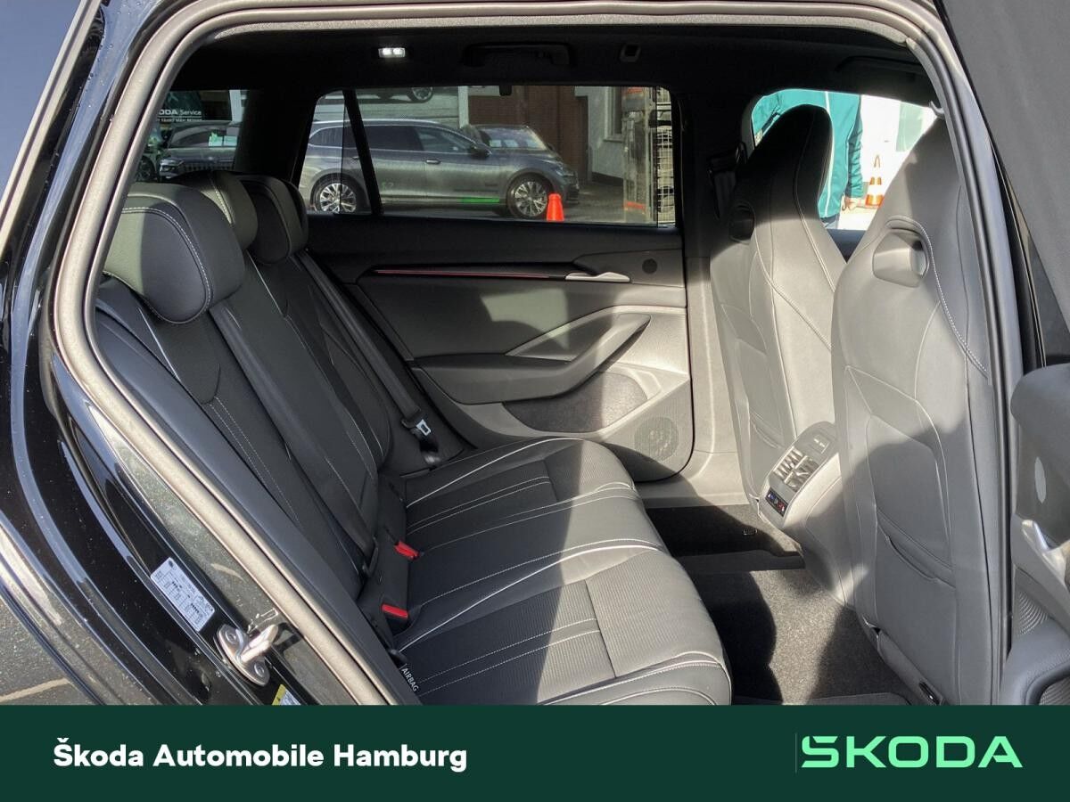 Skoda Superb Combi Sportline 2,0 TDI 7-Gang-DSG 4x4 _LGE