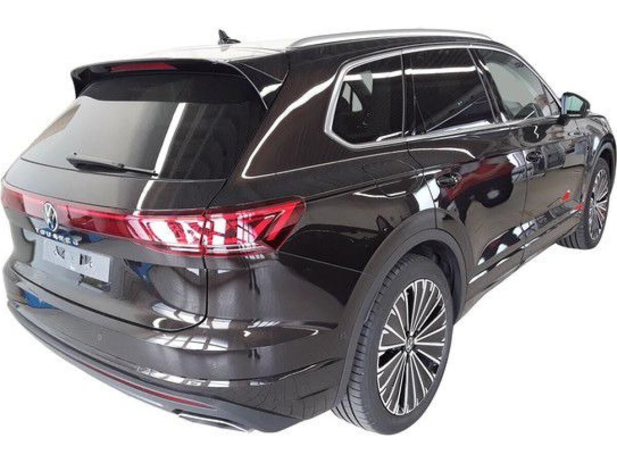 Volkswagen Touareg ELEGANCE 3.0TDI NP.108T ACC.5J-G.AHK.STHZG.AREA-VIEW.NAVI.HD-MATRIX