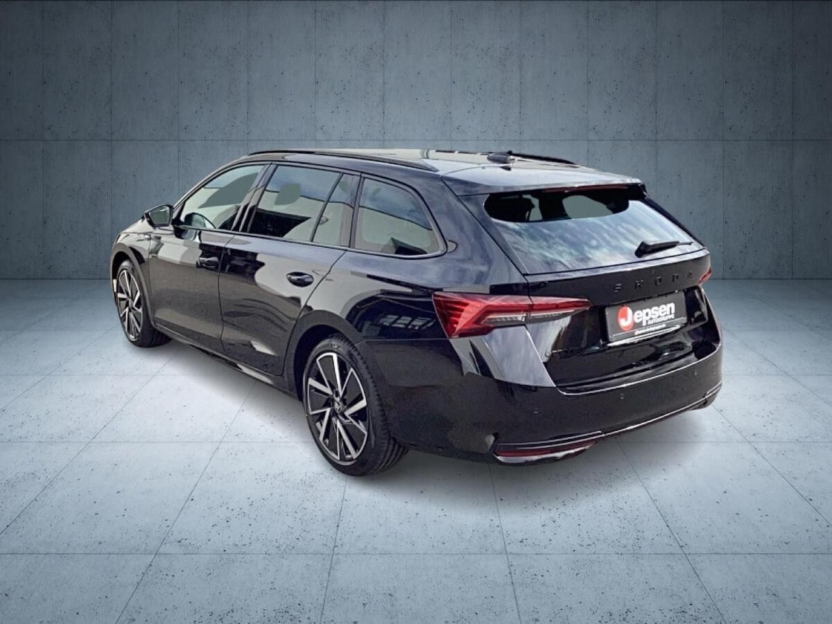 Skoda Octavia Combi Sportline 1.5 TSI mHEV DSG MATRIX/HUD/AHK