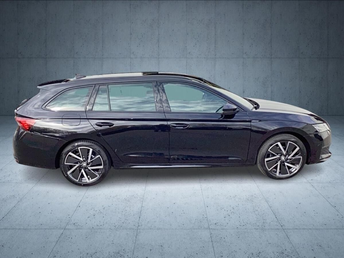 Skoda Octavia Combi Sportline 1.5 TSI mHEV DSG MATRIX/HUD/AHK