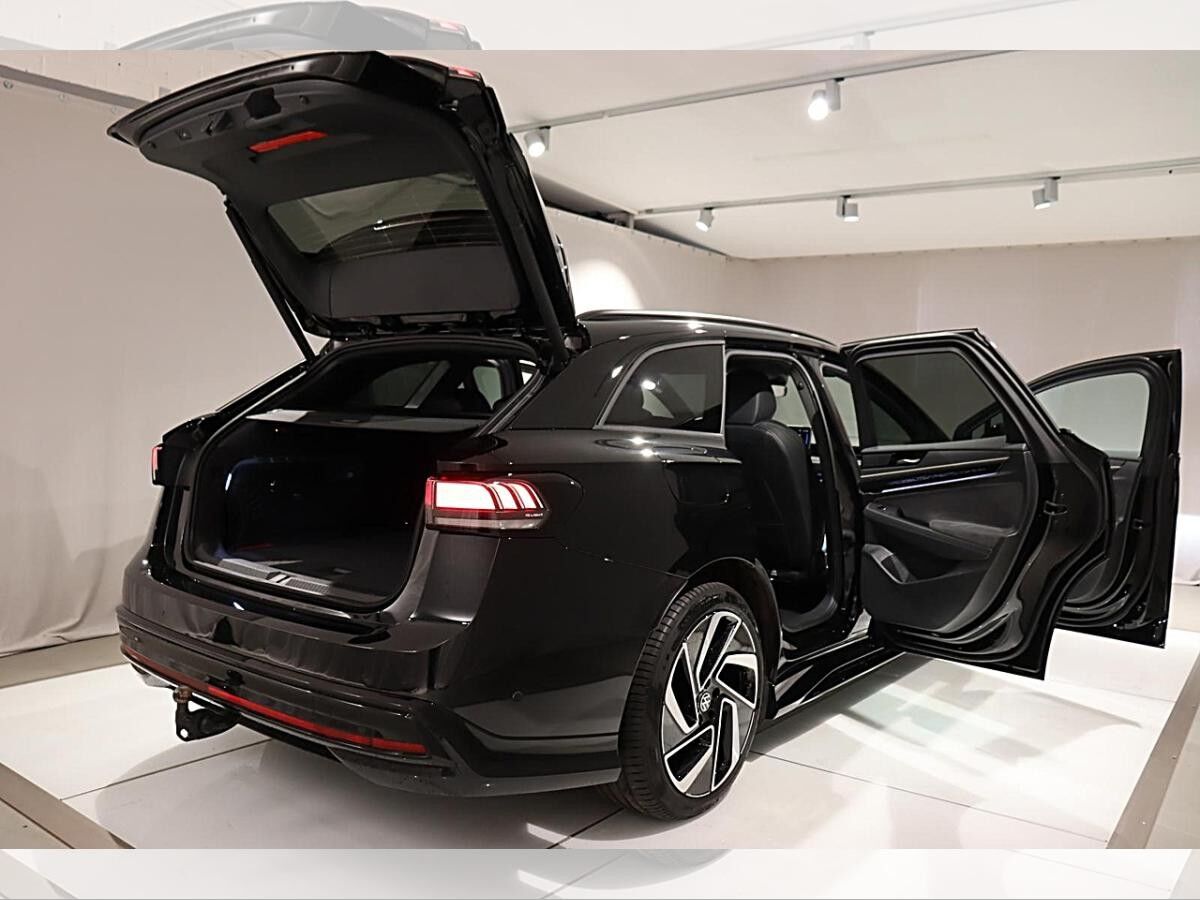 Volkswagen ID.7 Tourer Pro 286PS 86kWh AHK Winterr. EasyOpen Wärmepumpe ergoActive-Sitze
