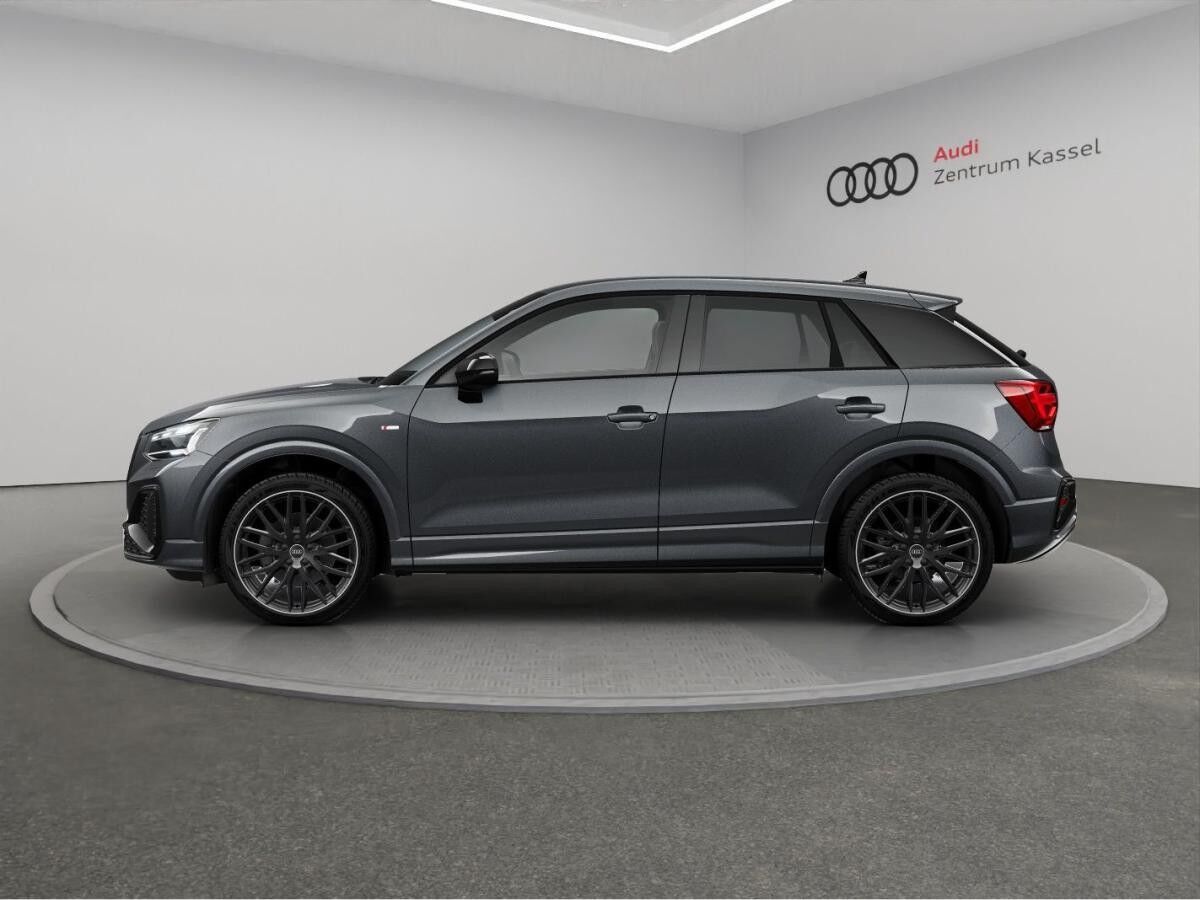 Audi Q2 35 TFSI S line Matrix CarPlay RÜ 19" PDC