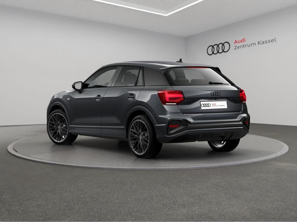 Audi Q2 35 TFSI S line Matrix CarPlay RÜ 19" PDC