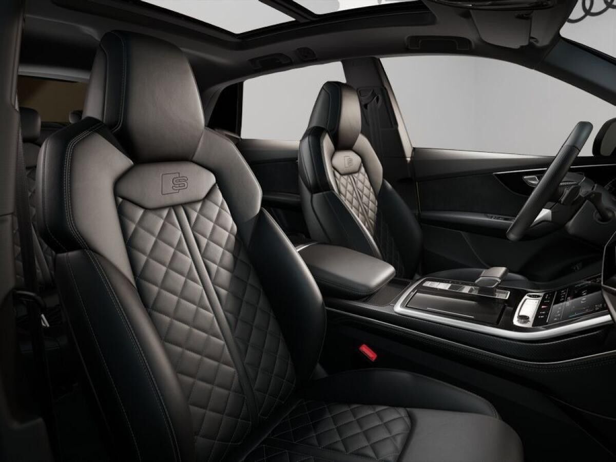 Audi Q8 SUV TFSI e qu S line HD Matrix Pano B&O HuD