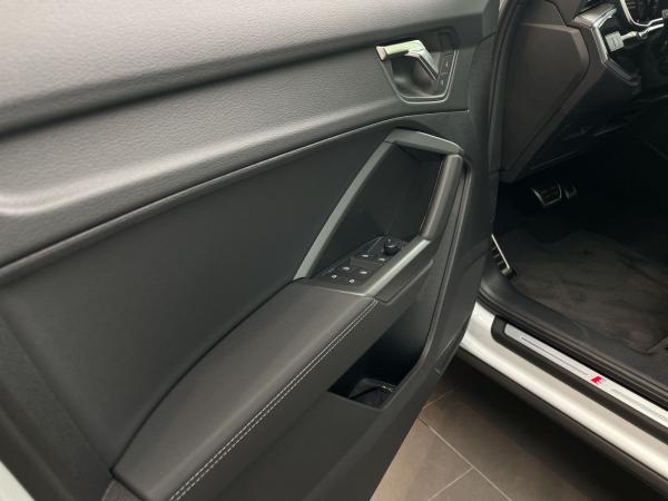 Audi Q3 Sportback 35 TFSI S line LED Navi Kamera AHK