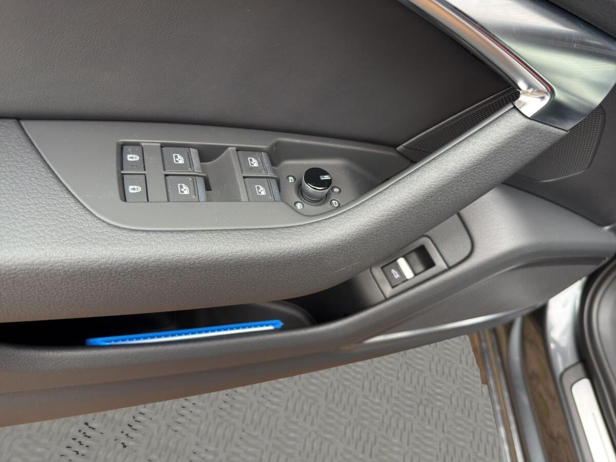 Audi A6 Avant S line 50 TDI quattro Matrix LED Navi