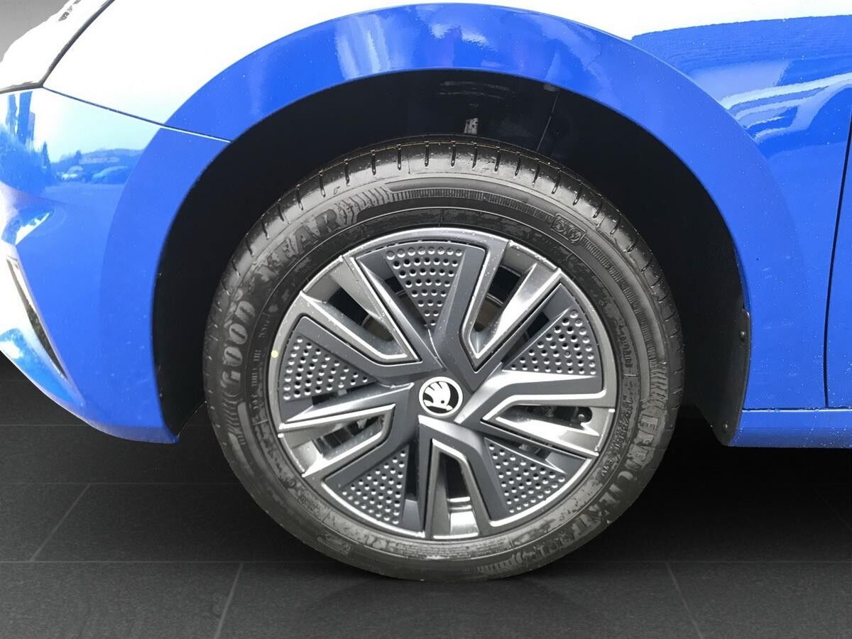 Skoda Fabia 1.0 TSI TOUR *GEWERBE*SOFORT* l LED l KLIMA l 2xPDC l DAB l SHZ l elFH l