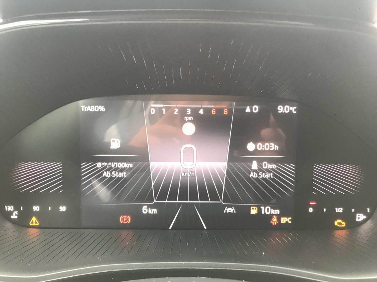 Skoda Fabia 1.0 TSI TOUR *GEWERBE*SOFORT* l LED l KLIMA l 2xPDC l DAB l SHZ l elFH l