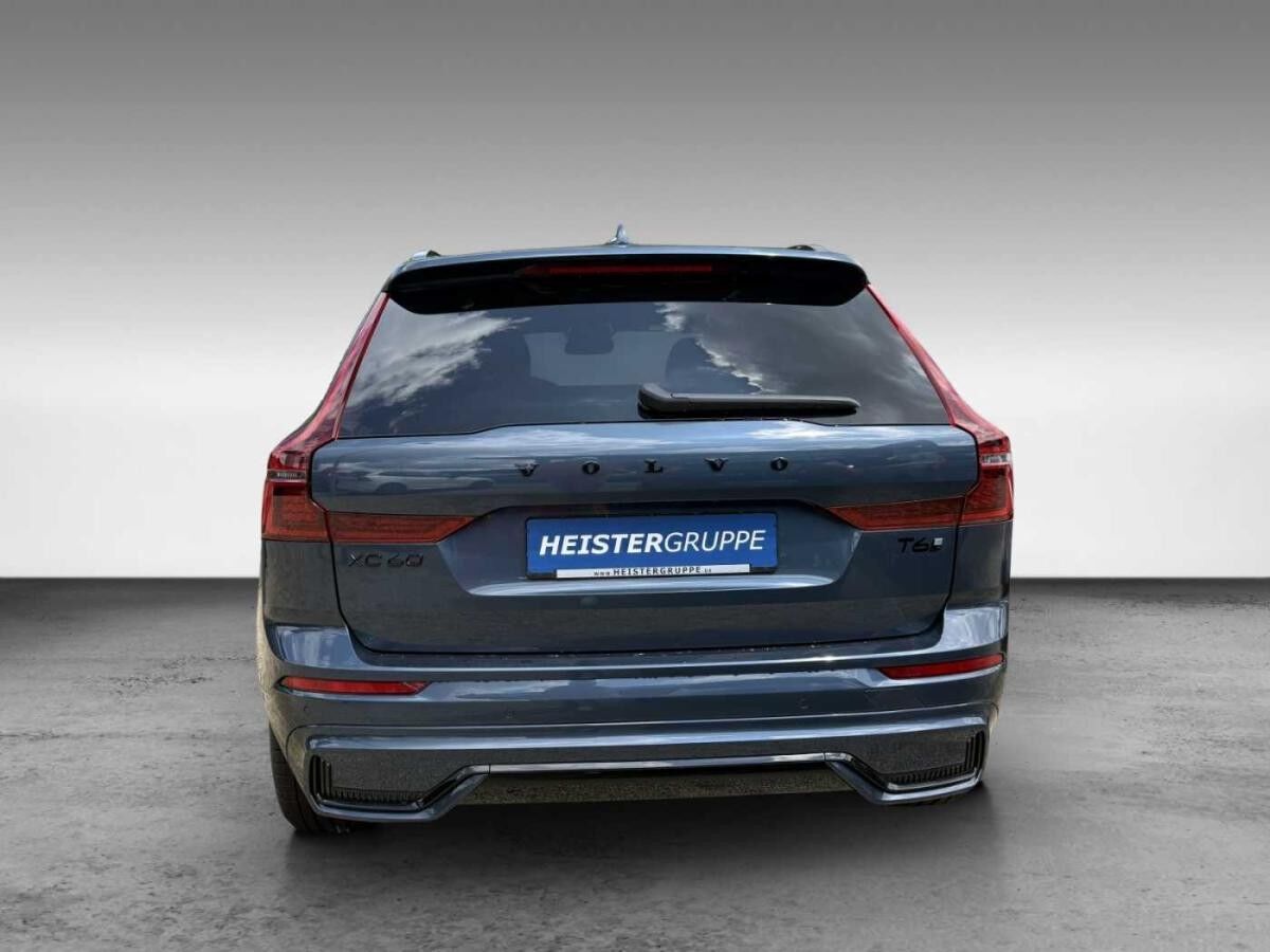 Volvo XC60 T6 Plus Black Edition+360°+HUD+Licht+Lagom