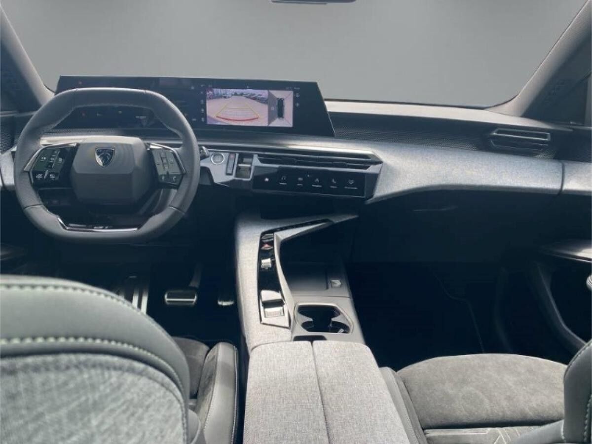 Peugeot 3008 GT HYBRID 1.2l +ACC+PANO+NAVI+KAMERA