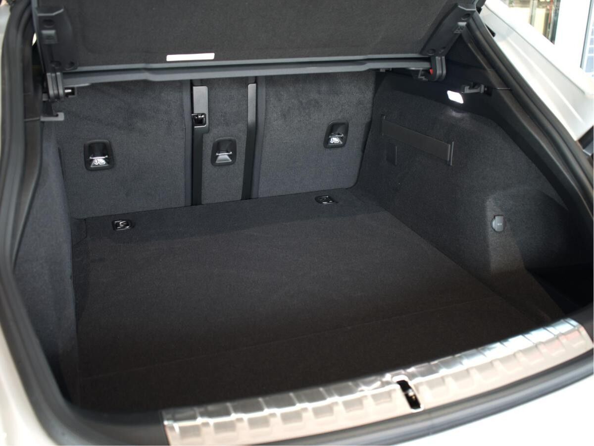 Porsche Taycan Cross Turismo (Typ Y1B)