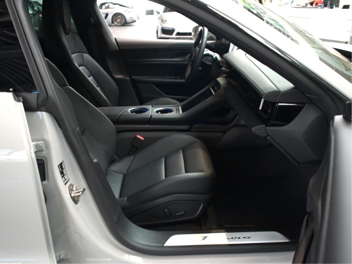Porsche Taycan Cross Turismo (Typ Y1B)