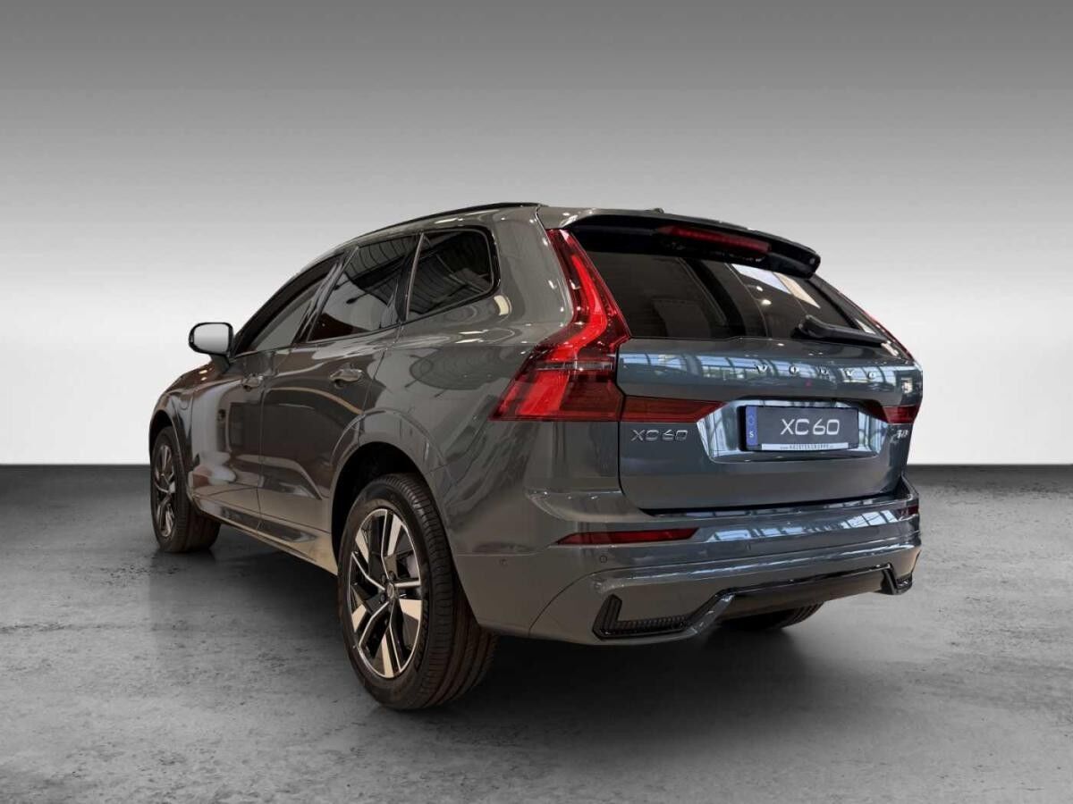 Volvo XC60 T6 Plus Dark+Neues Modell+Glasdach+Head-up
