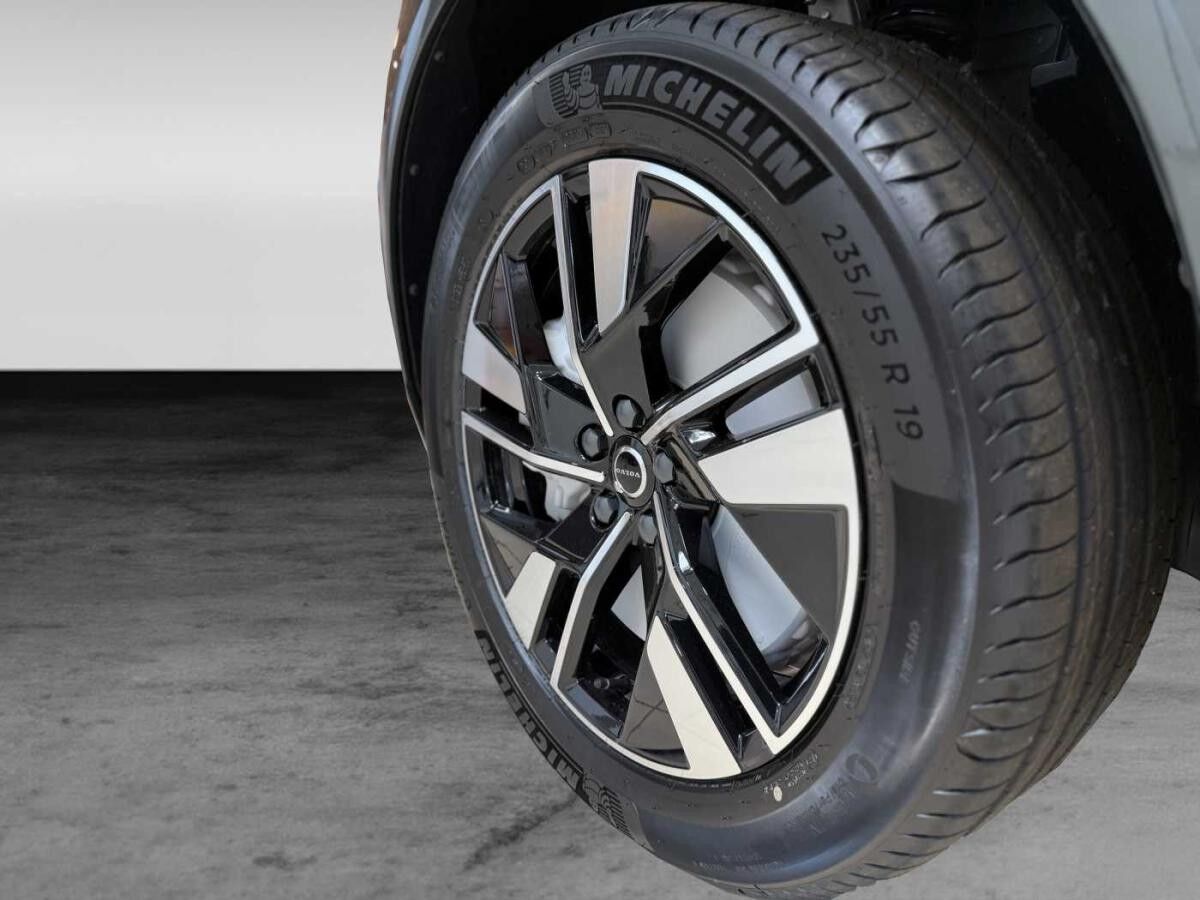 Volvo XC60 T6 Plus Dark+Neues Modell+Glasdach+Head-up