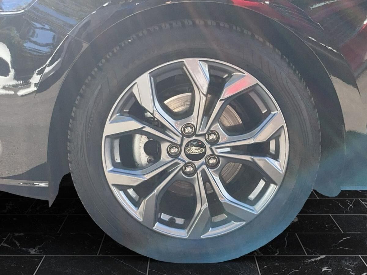 Ford Focus Turnier ST-Line - Gebrauchtwagen - Automatik - AHK abnehmbar -  Kein Wartungspaket möglich-