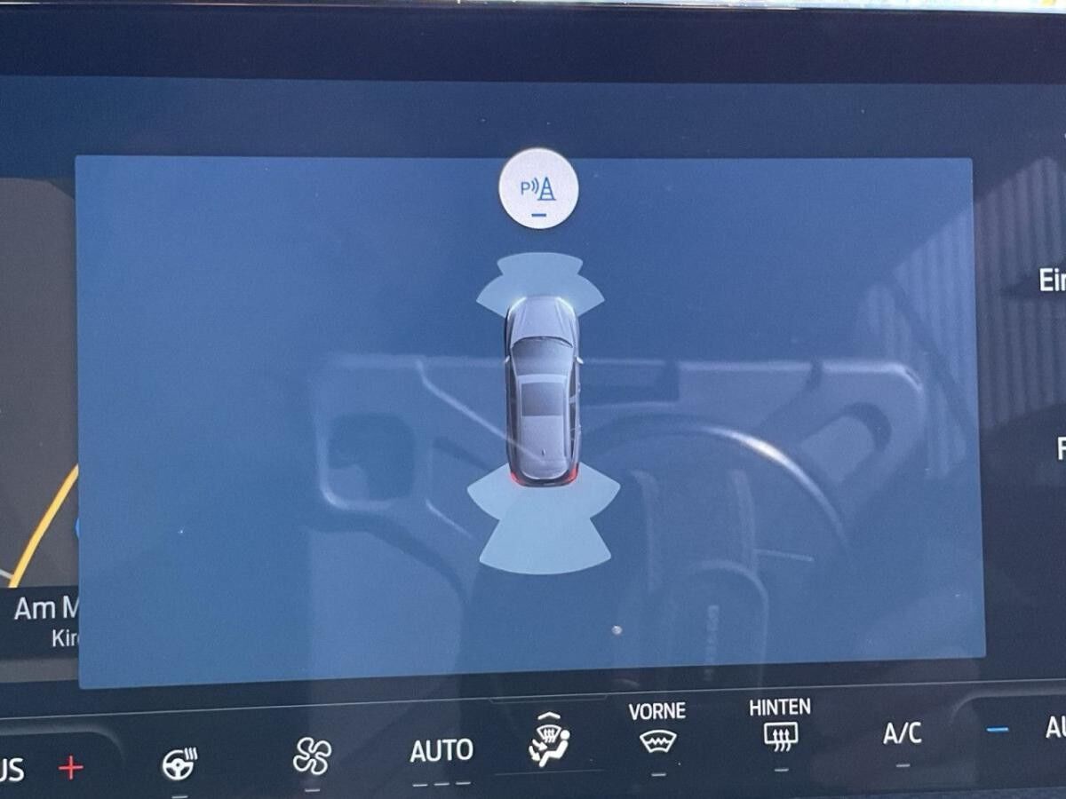 Ford Focus Turnier ST-Line - Gebrauchtwagen - Automatik - AHK abnehmbar -  Kein Wartungspaket möglich-