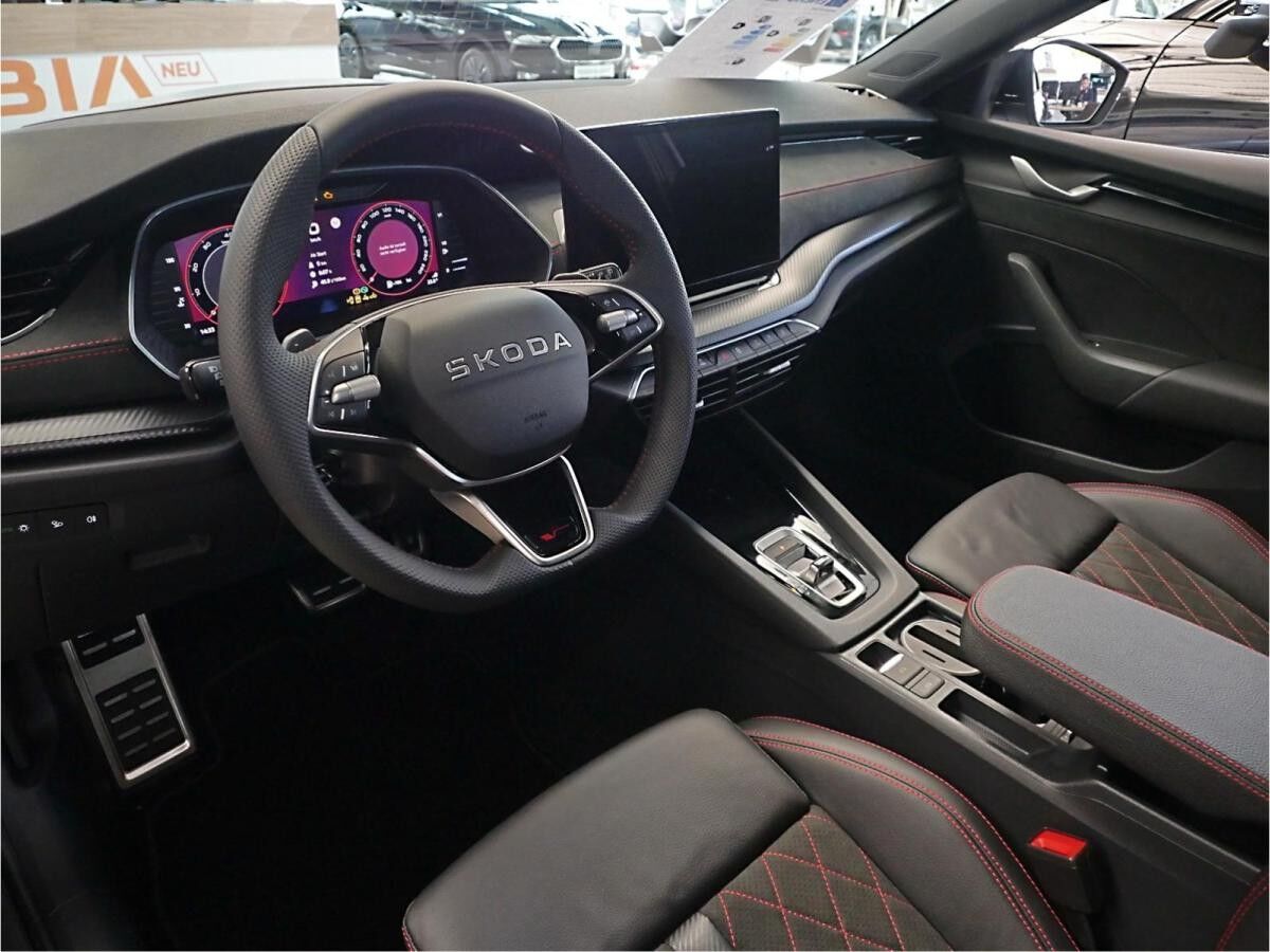 Skoda Octavia RS 2,0l TSI DSG *RFK SHZ AKH MATRIX*