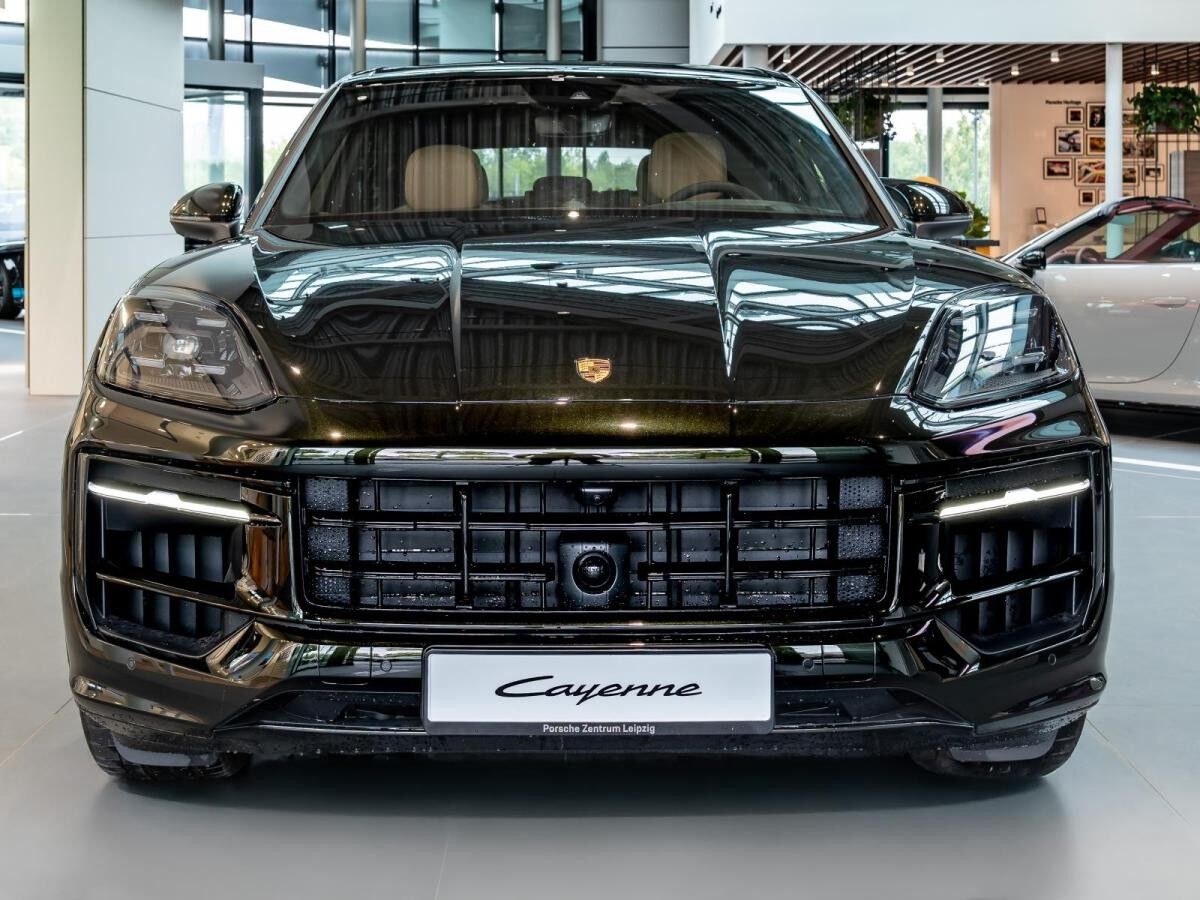 Porsche Cayenne E-Hybrid PTS dunkelolivemetallic*Head-Up Display*22 Zoll*Luftfederung*Panoramadach*Sportabgasanlage