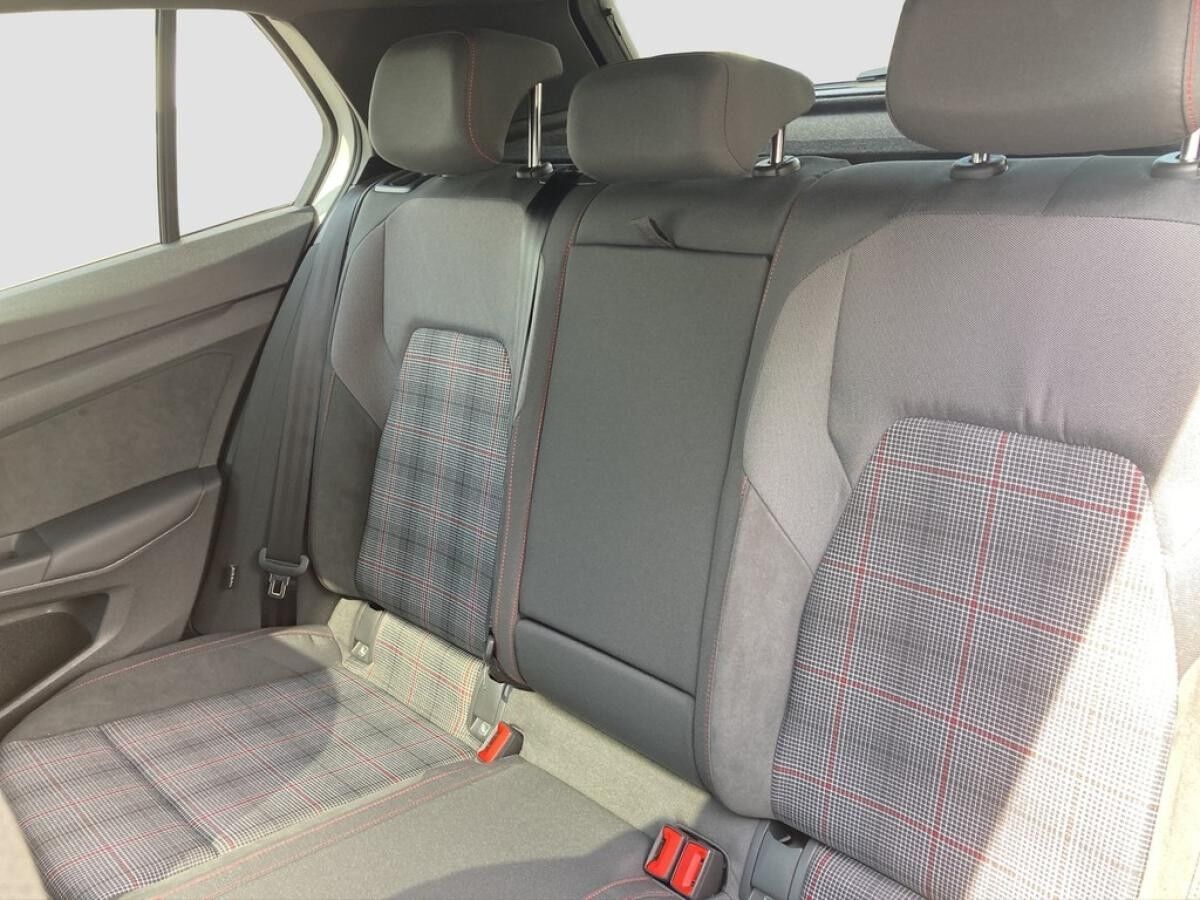 Volkswagen Golf GTI 2,0 l TSI *Tageszulassung - sofort verfügbar*