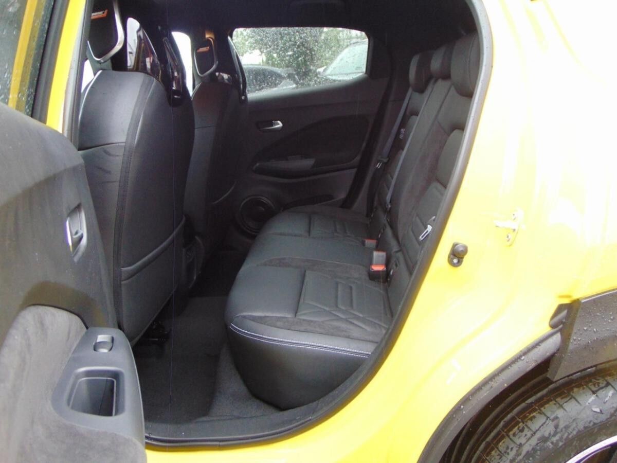 Nissan Juke 1.6 HYBRID 4AMT Technologie Paket BOSE Premium