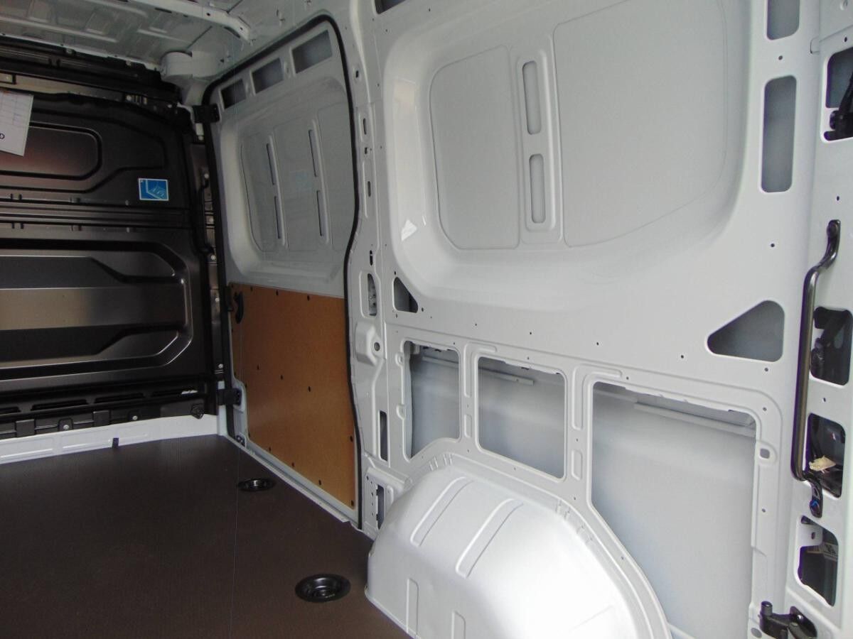 Nissan Interstar N-Connecta L2H2 3,5 dCi AHK