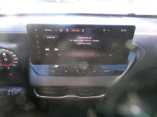 Nissan Juke JUKE N-Connecta 1.0 DIG-T 7DCT Klima