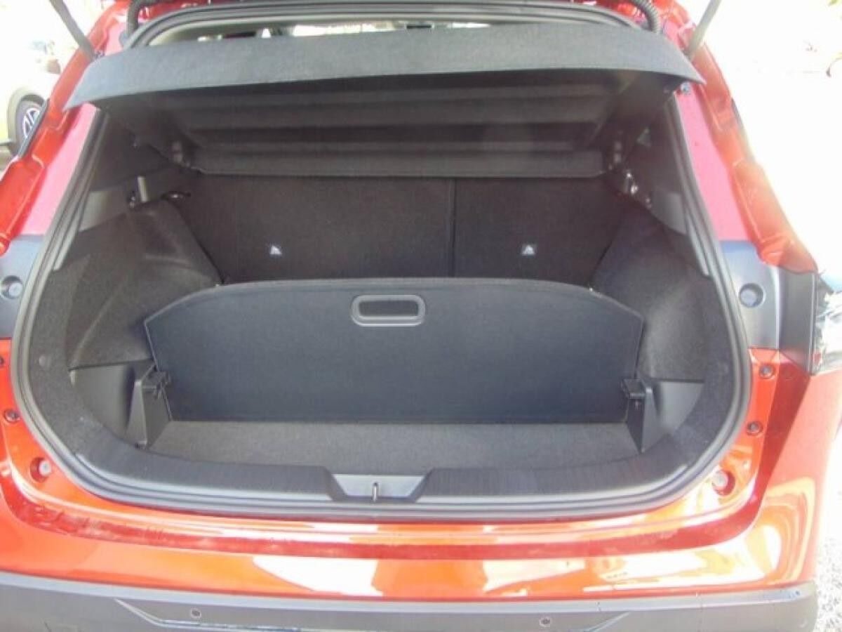 Nissan Qashqai N-Design 1.3 DIG-T AT PGD Komfort